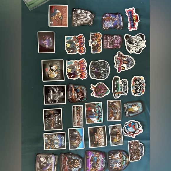 Stickers ,beanies , socks , pins - Picture 3 of 5